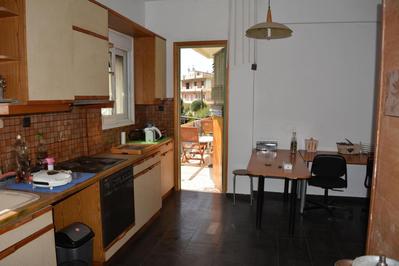 Spacious Apartment With Balconies, Ac, King Bed, Near Dt And Transports Athen Exterior foto